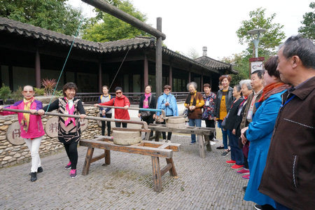 常州钟楼参观文化园 体验农耕文化