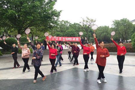 019年常州钟楼邹区镇柔力球培训班开班