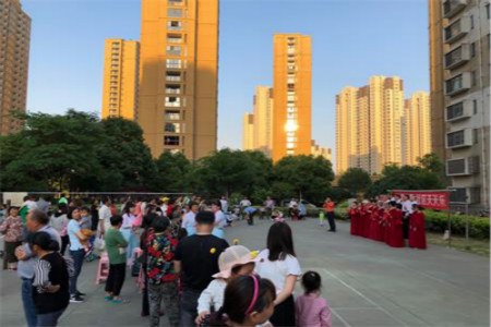 常州钟楼月季路社区开展文体活动展示